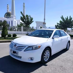 Toyota Camry 2011