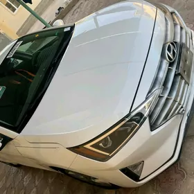 Hyundai Elantra 2020