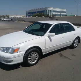 Toyota Camry 2000