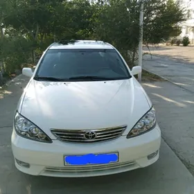 Toyota Camry 2005