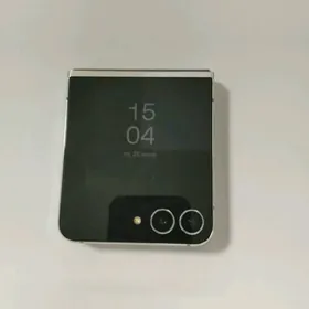 Samsung Z Flip 5