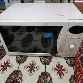 микроволновка