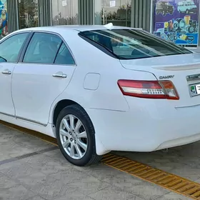 Toyota Camry 2010