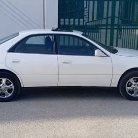 Toyota Avalon 1999