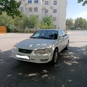 Toyota Camry 2000