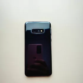 Samsung s10e