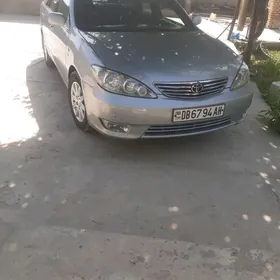 Toyota Camry 2004