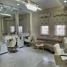 Eyesinden satlyk salon