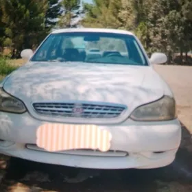 Kia Credos/Clarus 2000