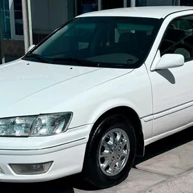 Toyota Camry 1998