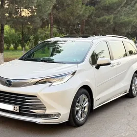 Toyota Sienna 2022