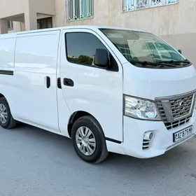 Toyota Hiace 2017