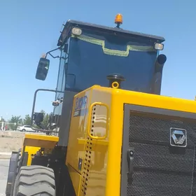 XCMG LW300F 2025