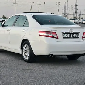 Toyota Camry 2010