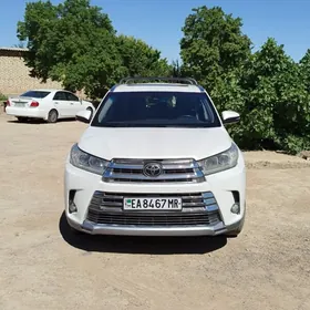 Toyota Highlander 2017