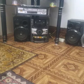 музыкальный центр