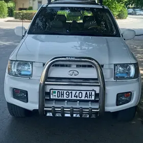 Infiniti QX4 2001