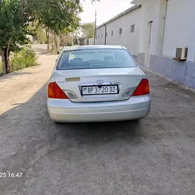 Toyota Avalon 2001