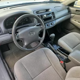 Toyota Camry 2004