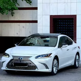 Lexus ES 350 2019