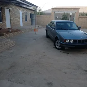 BMW 535 1990