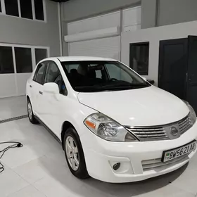 Nissan Versa 2010