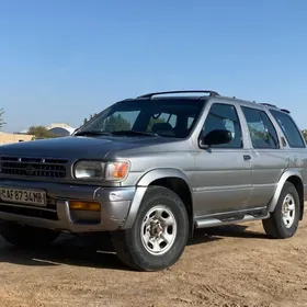 Nissan Pathfinder 1998