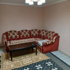 Диван