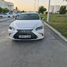 Lexus ES 350 2020