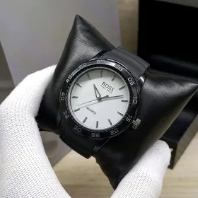 Hugo Boss sagat часы