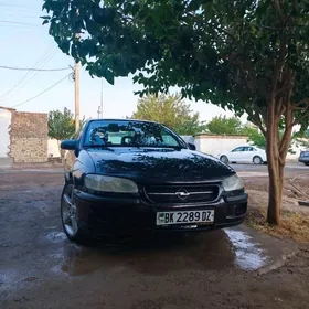 Opel Omega 1996