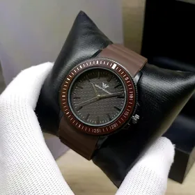 Emporio Armani sagat часы