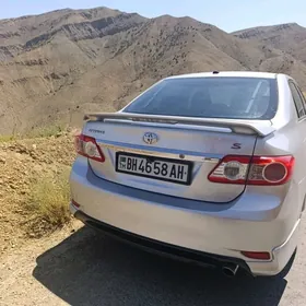 Toyota Corolla 2013