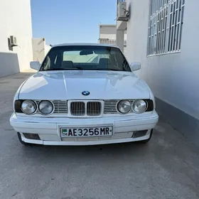 BMW 528 1992