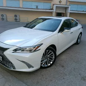 Lexus ES 350 2021