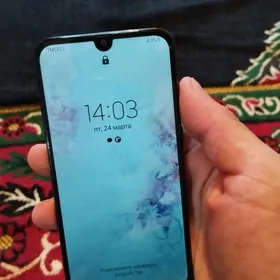 SAMSUNG A40