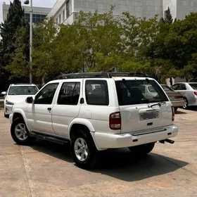 Nissan Pathfinder 2002