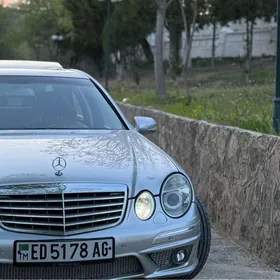 Mercedes-Benz E350 2006