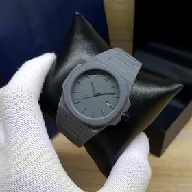 Carbon karbon sagat часы