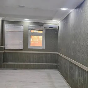 Podwal Mir4