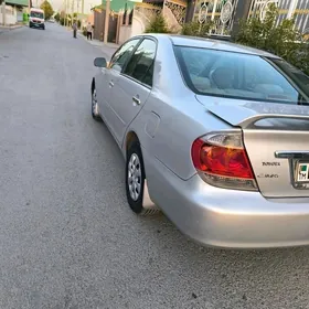 Toyota Camry 2004