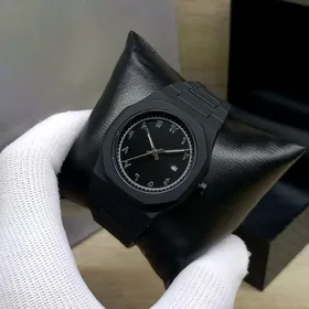 Carbon karbon sagat часы