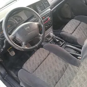 Opel Vectra 2000