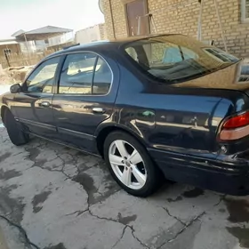 Nissan Cefiro 1995