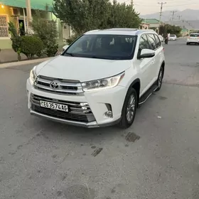 Toyota Highlander 2019