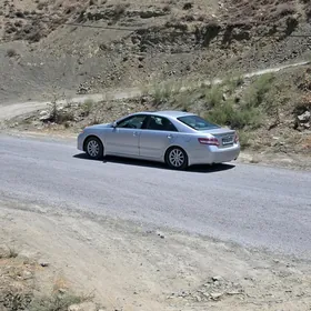 Toyota Camry 2011
