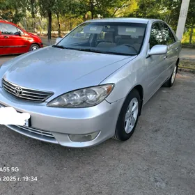 Toyota Camry 2003