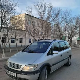 Opel Zafira 2002