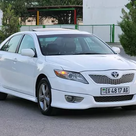 Toyota Camry 2010
