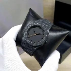 Carbon karbon sagat часы